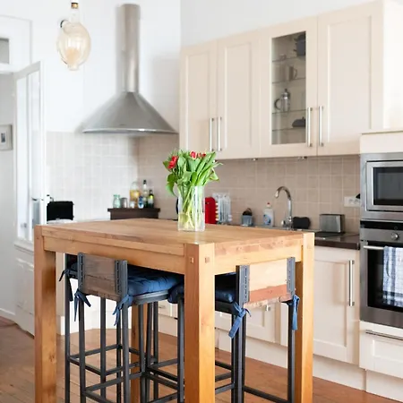 La Decouverte, Front De